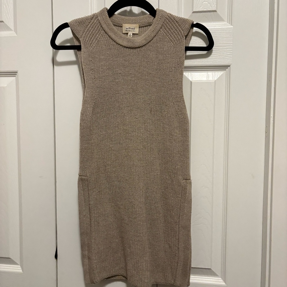 Wilfred wool Sleeveless Knit Dress Sz. XS mark in front and minor pilling.